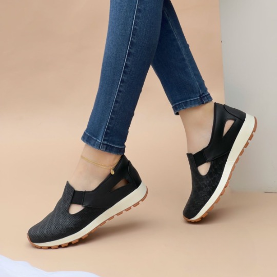 gid://shopify/MediaImage/24692156727390